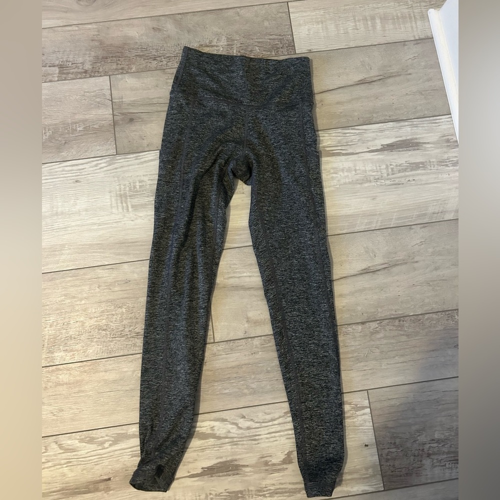 Aerie gray leggings with pockets size small